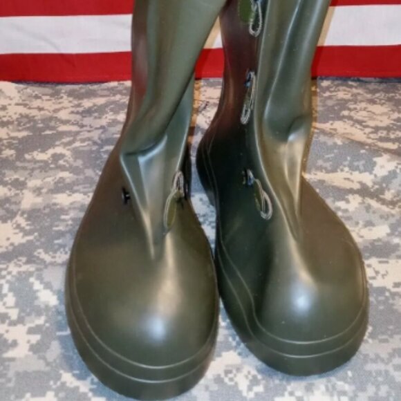 US MILITARY sz12-12.5 OD GREEN RUBBER WATERPROOF OVERBOOTS GALOSHES BOOTS - Picture 1 of 12